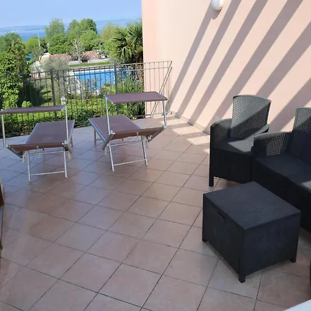 Balcony, View, Walking Distance Centre Vakantiehuis *