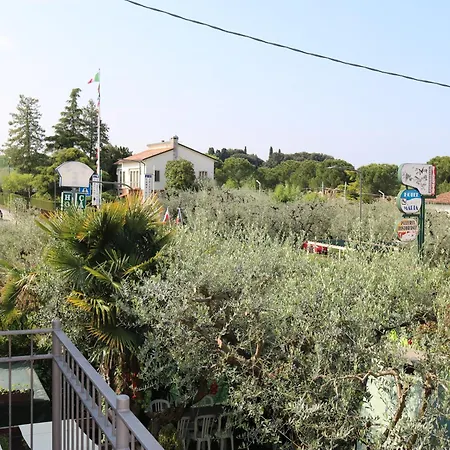 Balcony, View, Walking Distance Centre Holiday home *